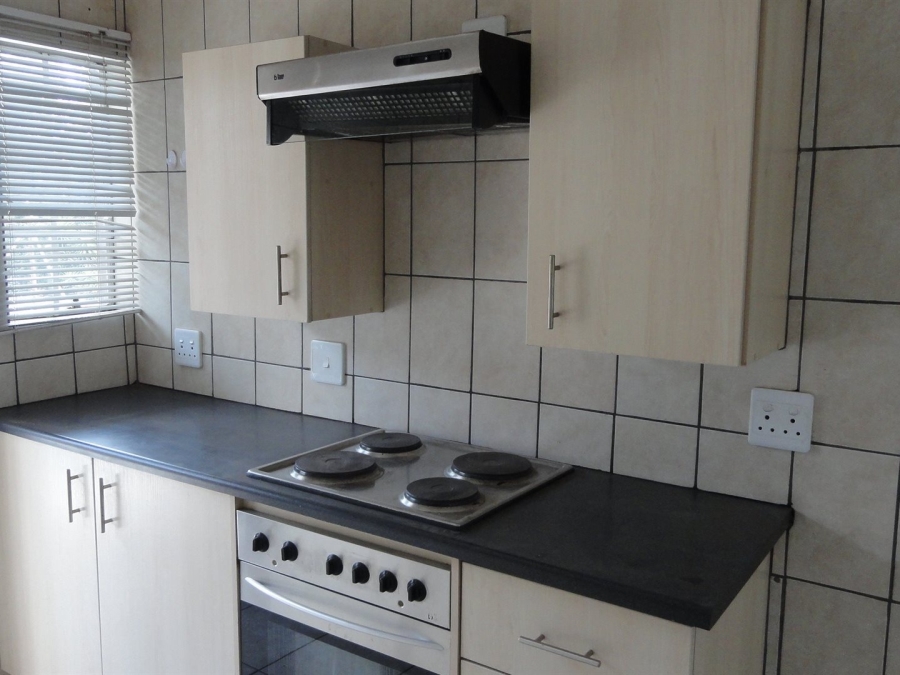 2 Bedroom Property for Sale in Potchefstroom North West